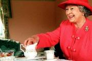 Zasady picia herbaty w Anglii: jagody dla dobra i dobre pomysły